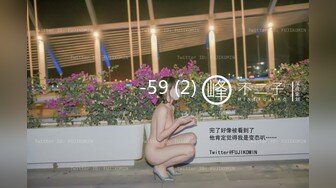 健身教练【好像贾静雯】人如其名 逼里塞跳蛋健身偷偷自慰，被网友刷礼物震得逼逼一股暖流流出来，骚痒开始掰穴透气！